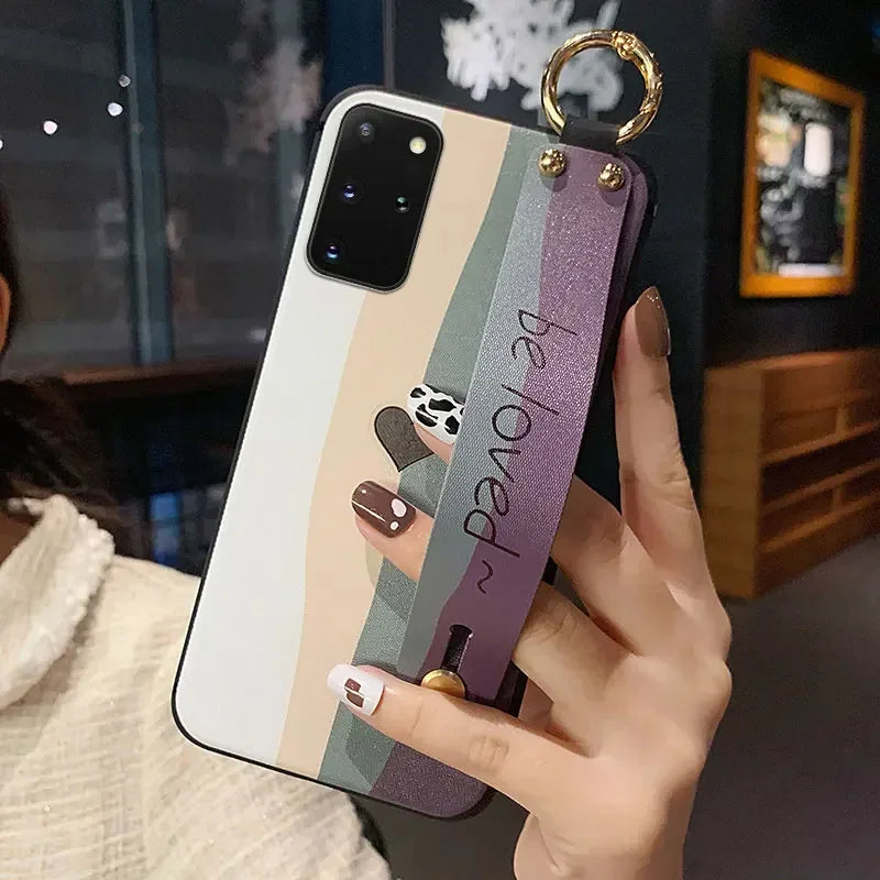 Wrist Strap Case For Samsung S25 Plus Ultra S24 FE A06 17 07 16 36 26 56 15 25 35 55 Vintage Flower Soft Phone Holder Case Cover