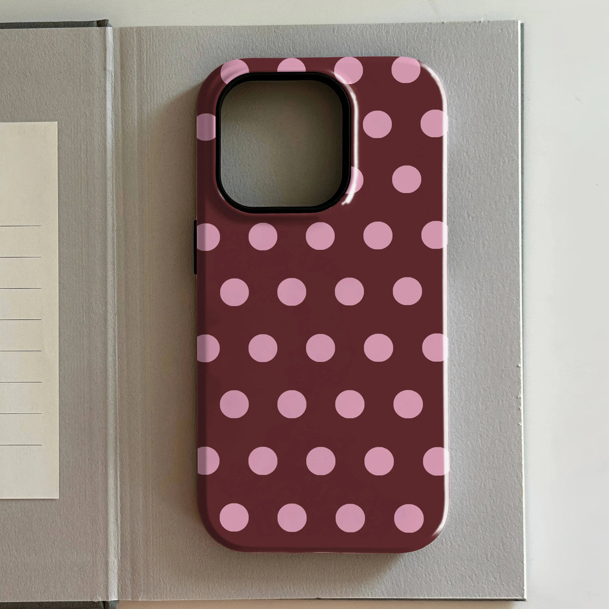 luxury Ins Berry Dot Hot Phone Case for iPhone 17 16 15 14 13 12 11 X XS XR XSMAX 7 8 Air Pro Max Plus Luxury Double-layer Cover